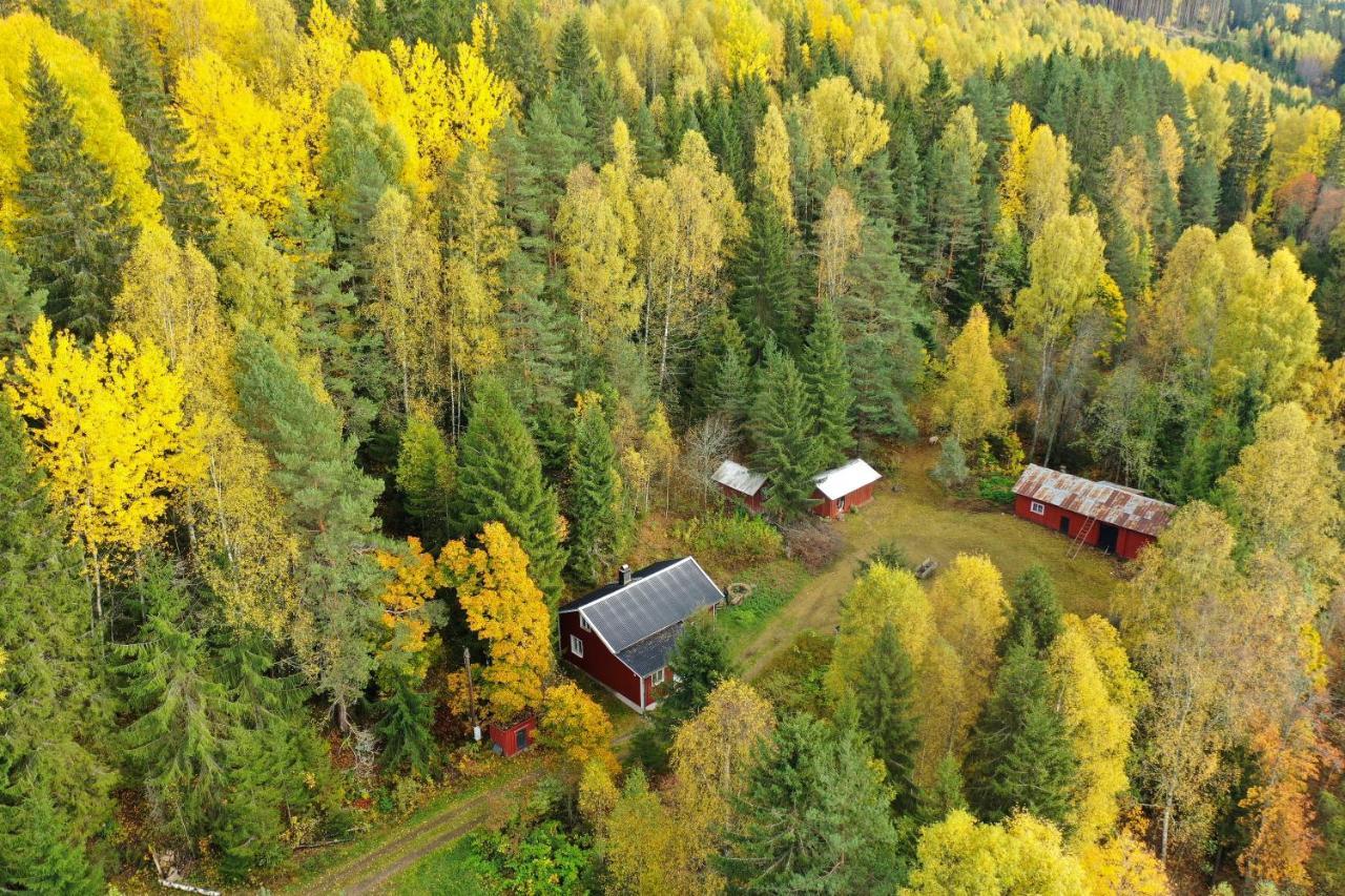Little Forest House "Our Little Farm" Ekshärad 외부 사진